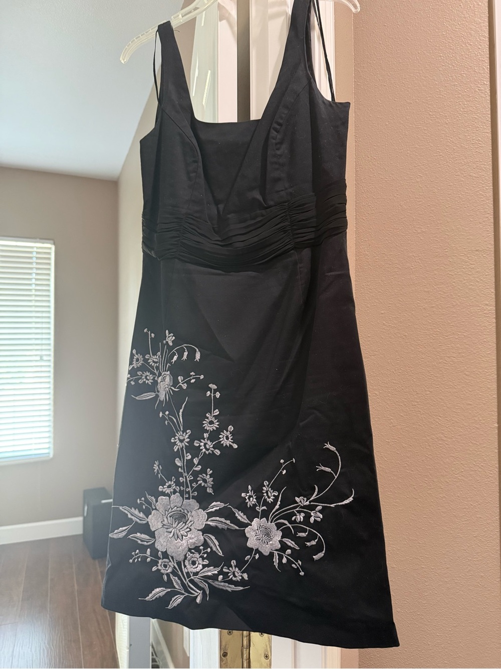 Bandolino Black Sleeveless Mini Dress with White Floral Embroidery Along Hem